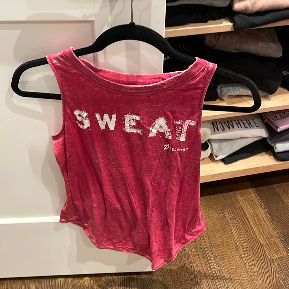 Peloton tank